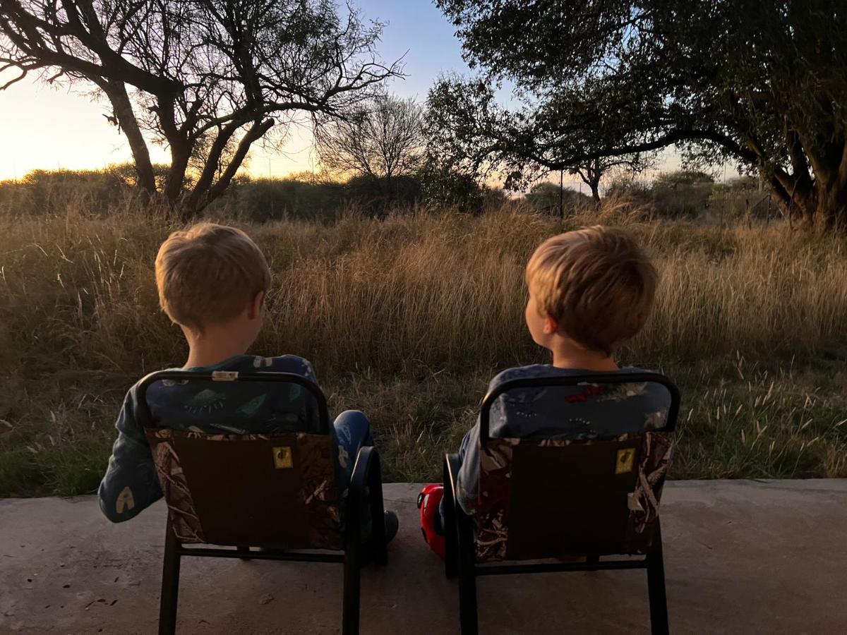 Simba Safaris African Pride Exotic Lodge Lephalale 外观 照片