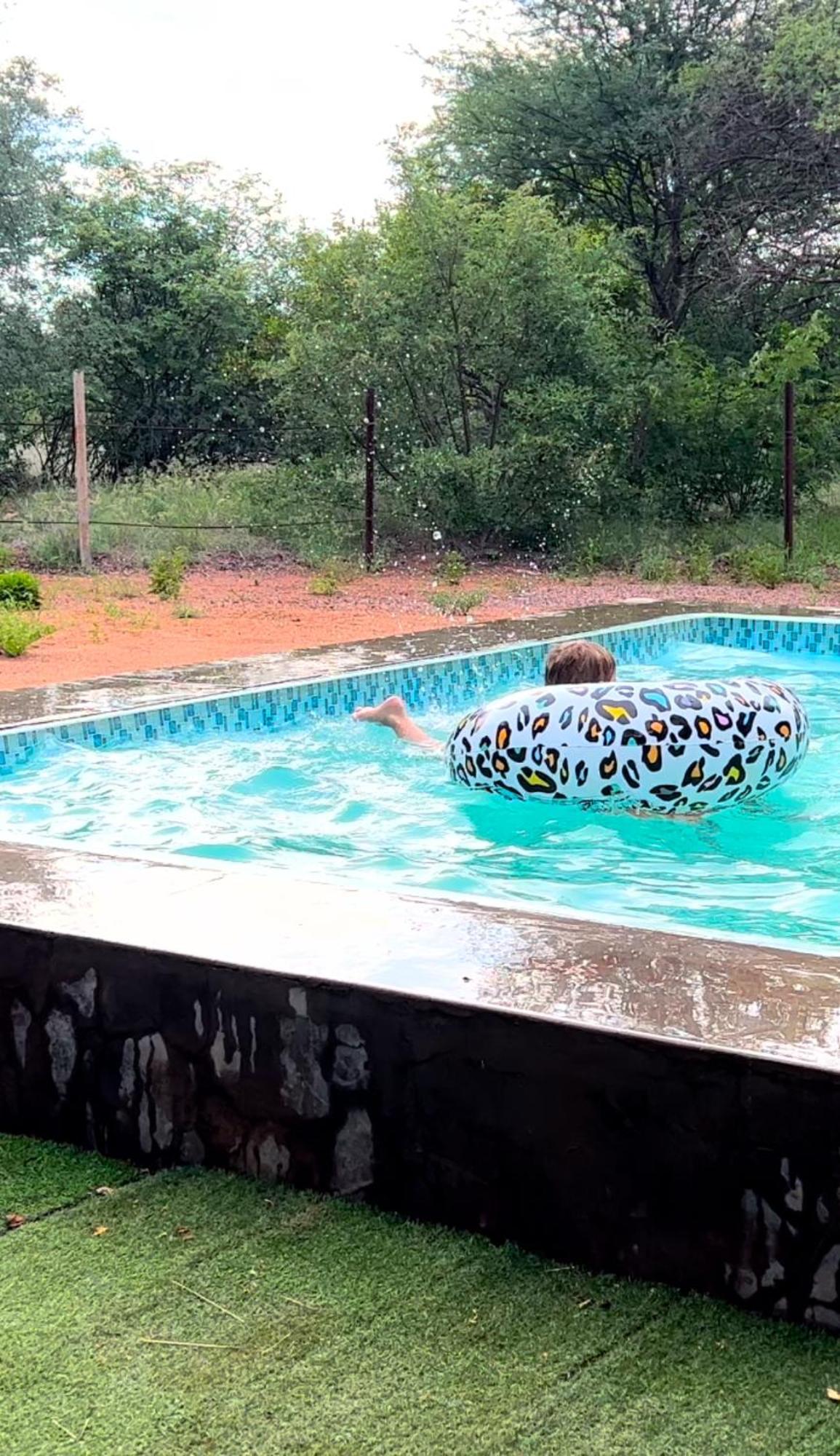 Simba Safaris African Pride Exotic Lodge Lephalale 外观 照片