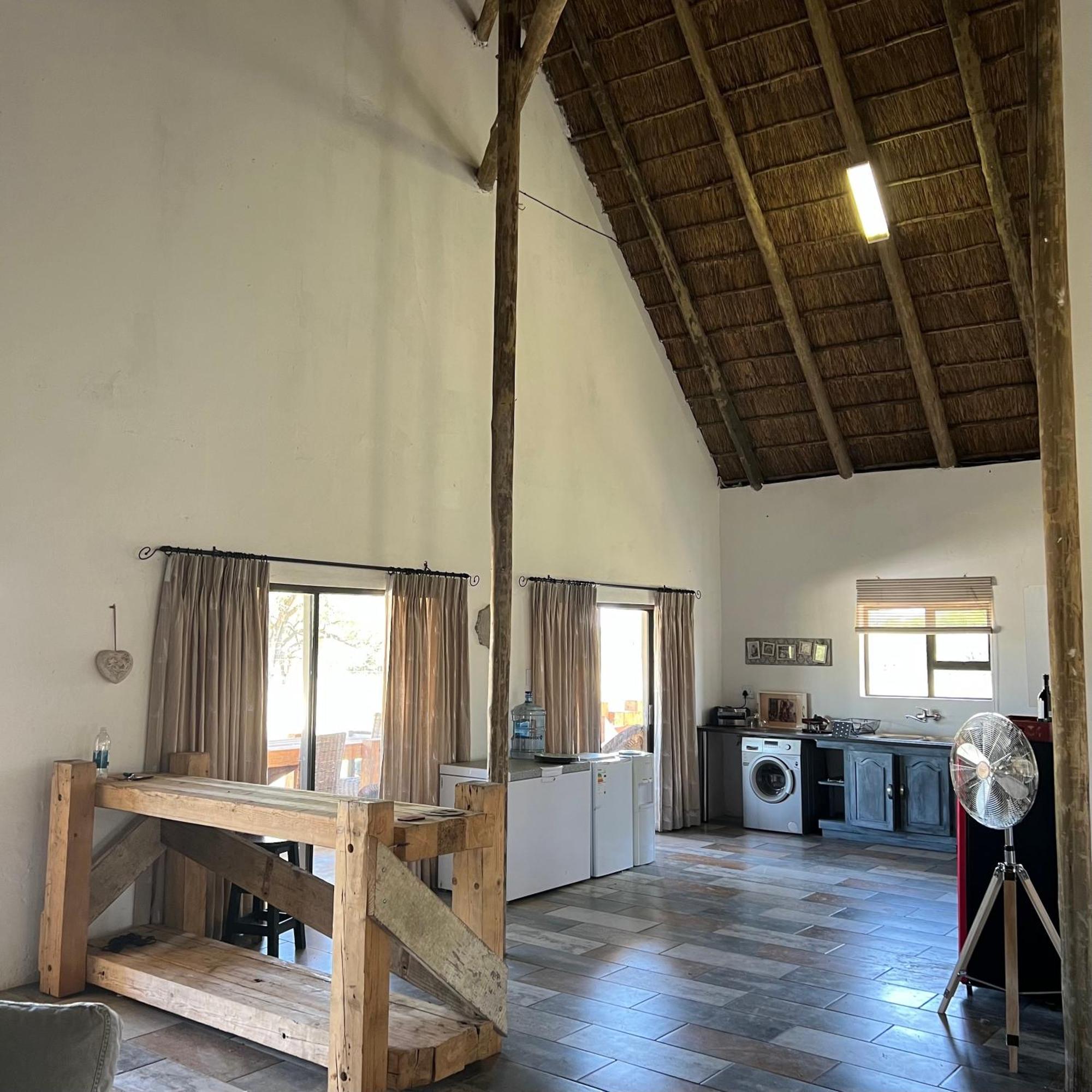 Simba Safaris African Pride Exotic Lodge Lephalale 外观 照片